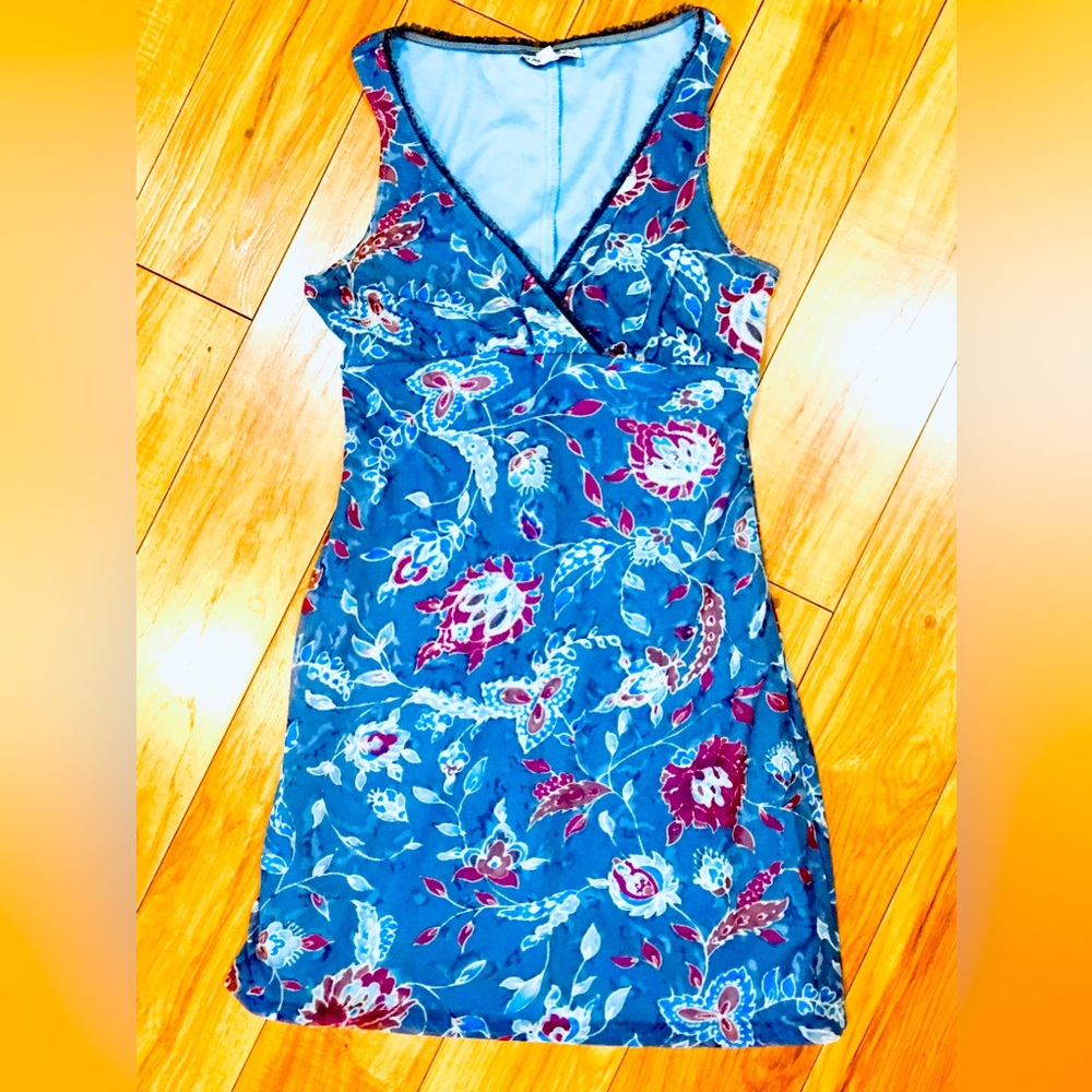 Rampage blue mini dress florals flowers small sequiins